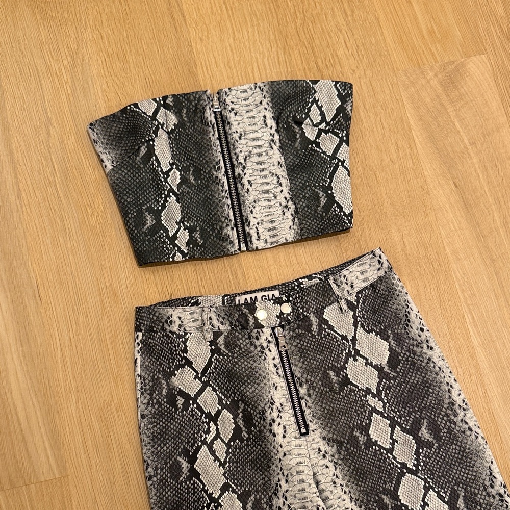 I.AM.GIA Monochrome Snakeskin Set - Picture 3 of 8